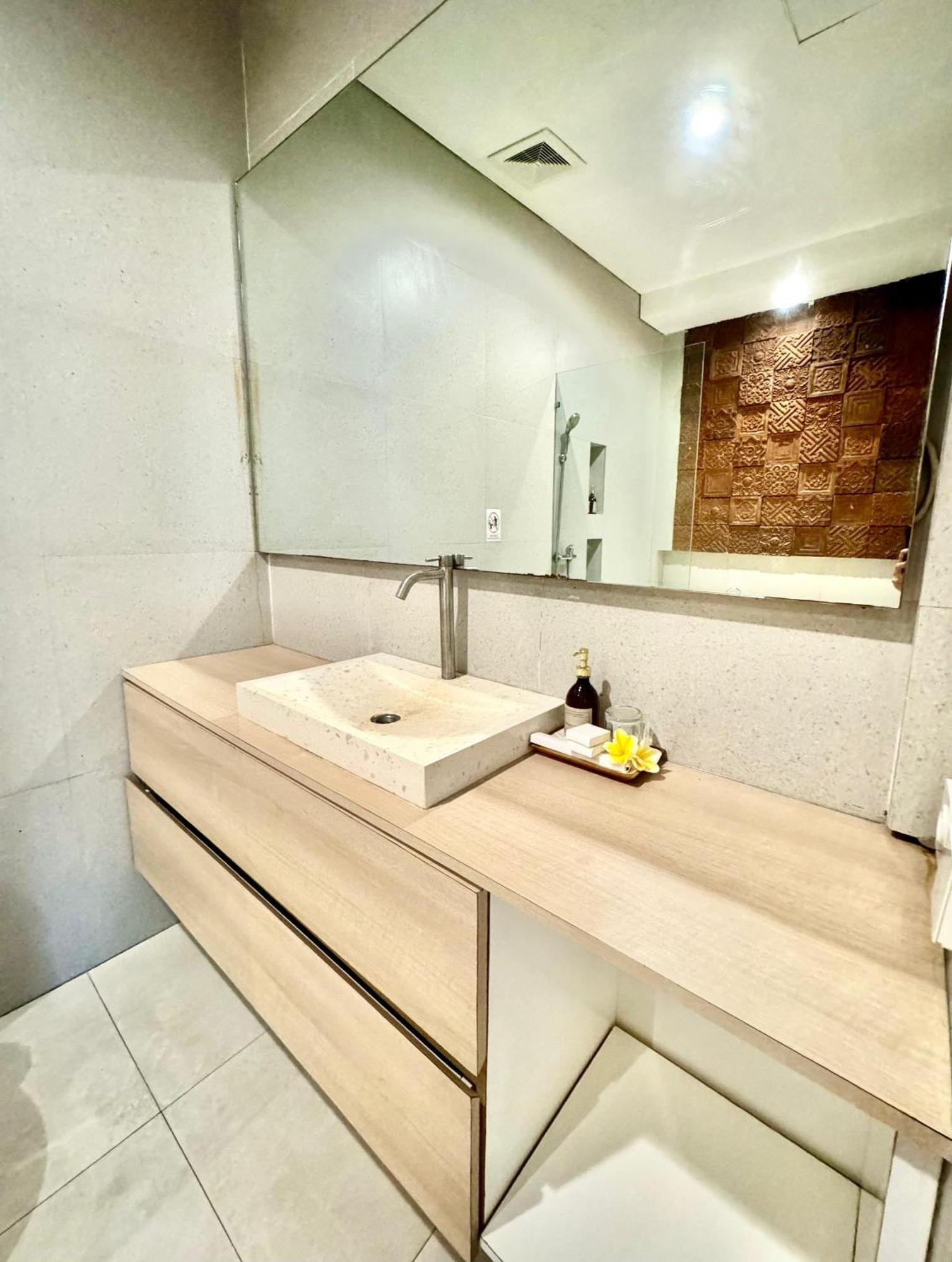 The Hita Apartement スミニャック エクステリア 写真